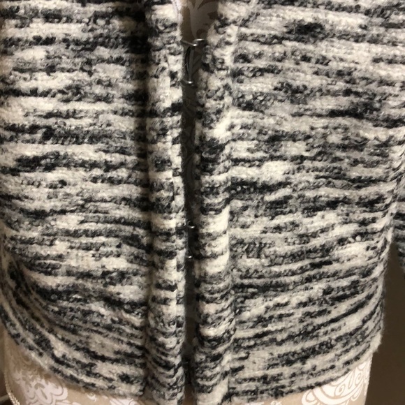 NWT Gap girl Jacket - Picture 4 of 6